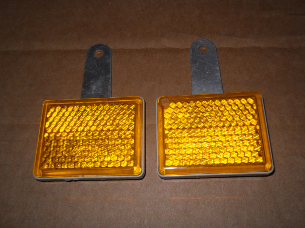 Pair of NOS CEV 174 Amber Reflectors