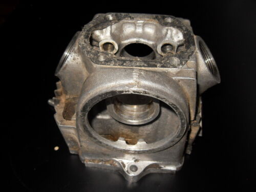 1965 Honda C110 CA100 Super Cub 50cc - Cylinder Head (Damaged)