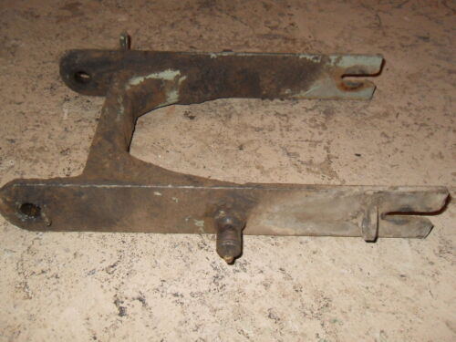 1958 Mitsubishi Silver Pigeon C73 Scooter - Swingarm