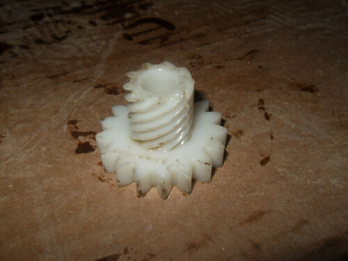 1979 Suzuki DS100 - Oil Pump Drive Gear