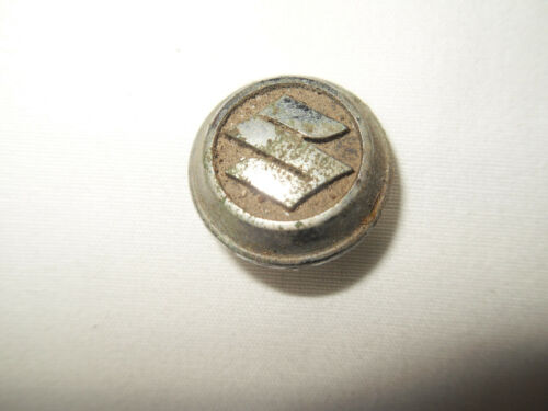 1972 Suzuki GT550 - Speedometer Suzuki Plastic Emblem