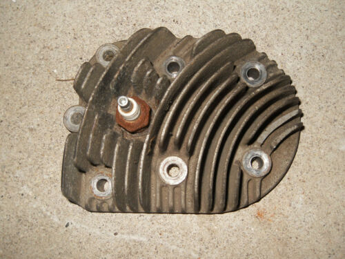 1960 Mitsubishi Silver Pigeon C75 Scooter - Cylinder Head