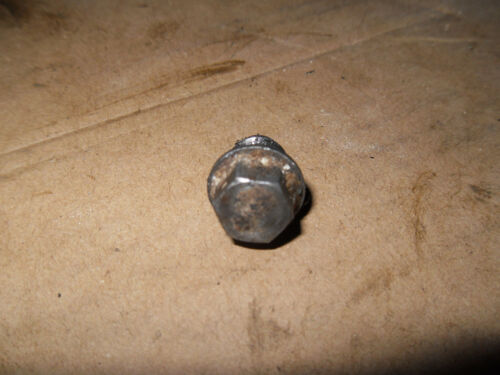 1969 Triumph T100 500 - Primary Cover Drain Plug