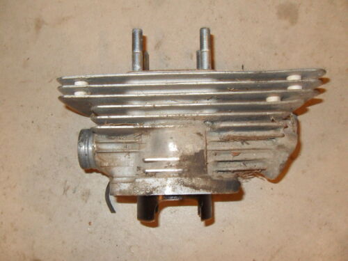 1972 Suzuki GT550 - Middle / Center Cylinder Jug