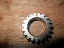 Load image into Gallery viewer, 1991 Husqvarna WMX WRK WXE 125 Cagiva - Pinion Gear 19T