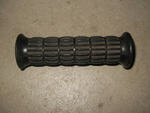 Load image into Gallery viewer, 1979 Honda ATC 90 - Handlebar Right Grip (worn)
