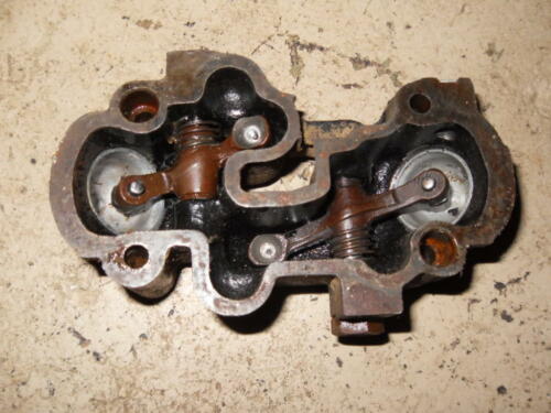 1965 Honda C110 Sport 50 - Rocker Box Rocker Arms Cylinder Head Cover