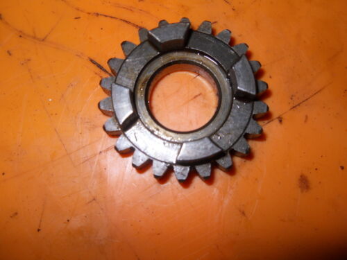 1977 Kawasaki KD100 - Transmission Input / Drive Shaft 4th Speed Gear