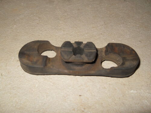 1980 Honda XL185S - Gas Tank Rear Rubber Mount - Cushion
