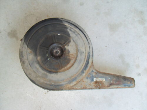 1969 Datsun 510 Bluebird Wagon - Air Cleaner Assembly