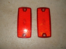 Load image into Gallery viewer, 1980 Range Rover Classic - Pair of Taillight Red Reflectors