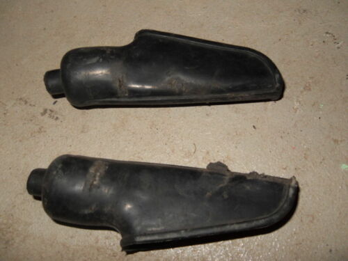 1980 Yamaha IT125 Enduro - Pair of Rubber Control Lever Covers